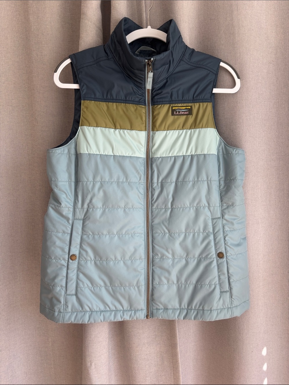 NWOT LL Bean Vest (light puff)